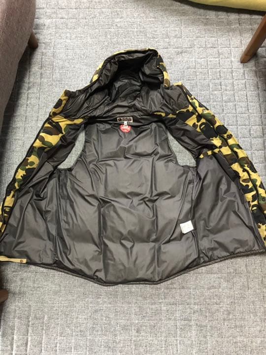 【値下】A BATHING APE　WIND STOPPER／ダウンベスト