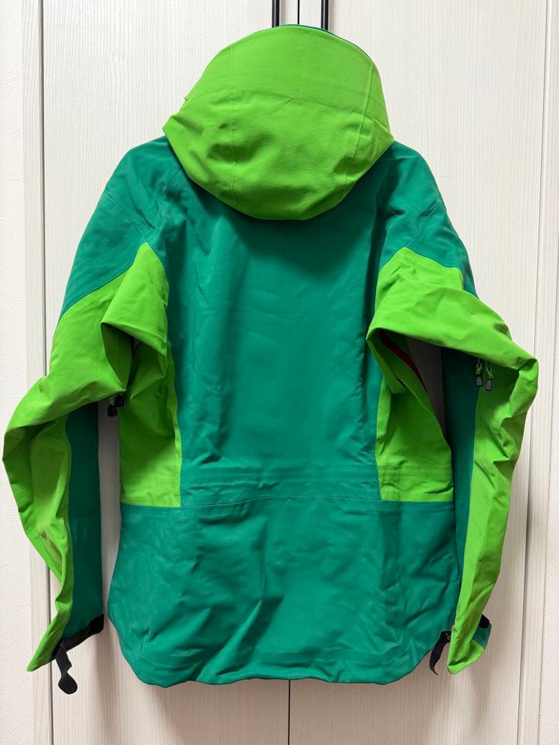 【美品】ホグロフス　クーロワール　ジャケット　レディース　Lサイズ　レアカラー