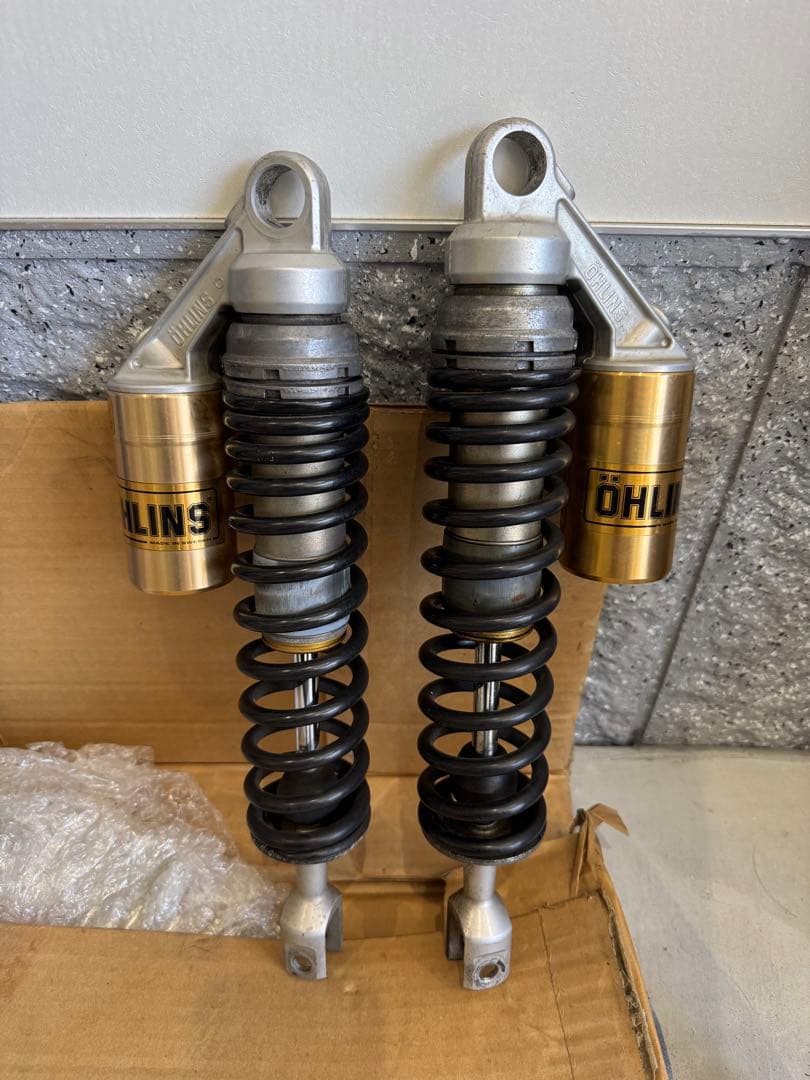 CB750F オーリンズサスペンション