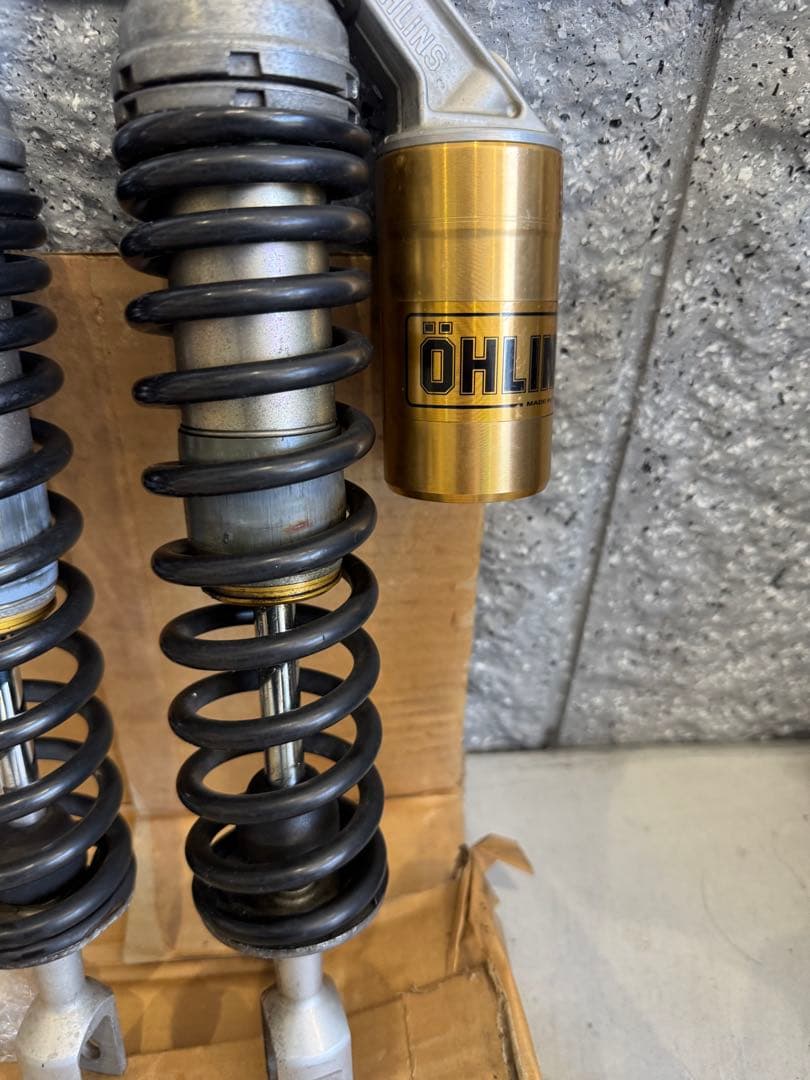 CB750F オーリンズサスペンション