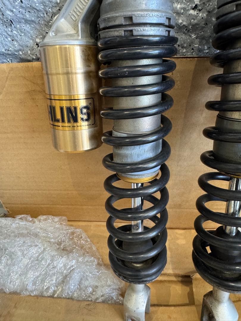 CB750F オーリンズサスペンション