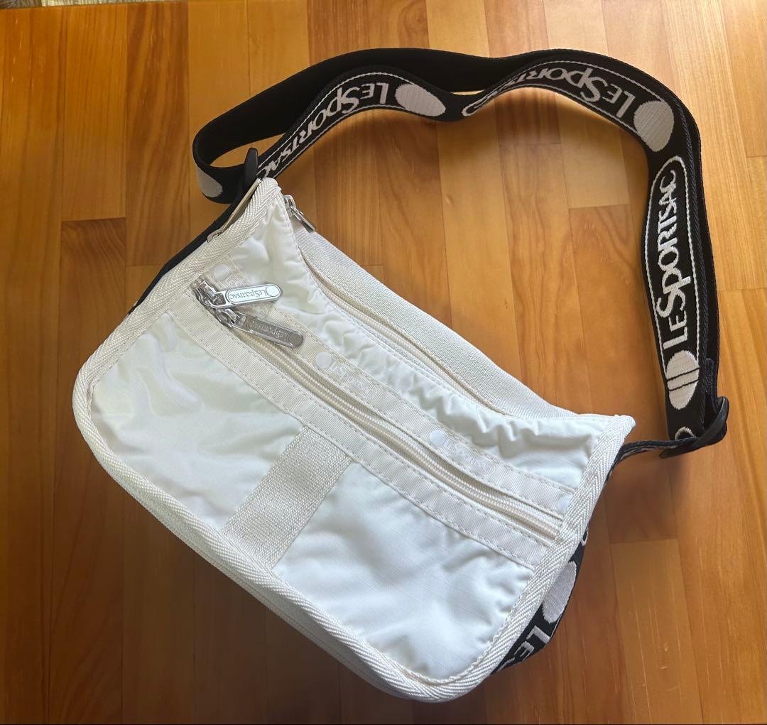 【ゆっち】LeSportsac ショルダーバッグ ホワイト