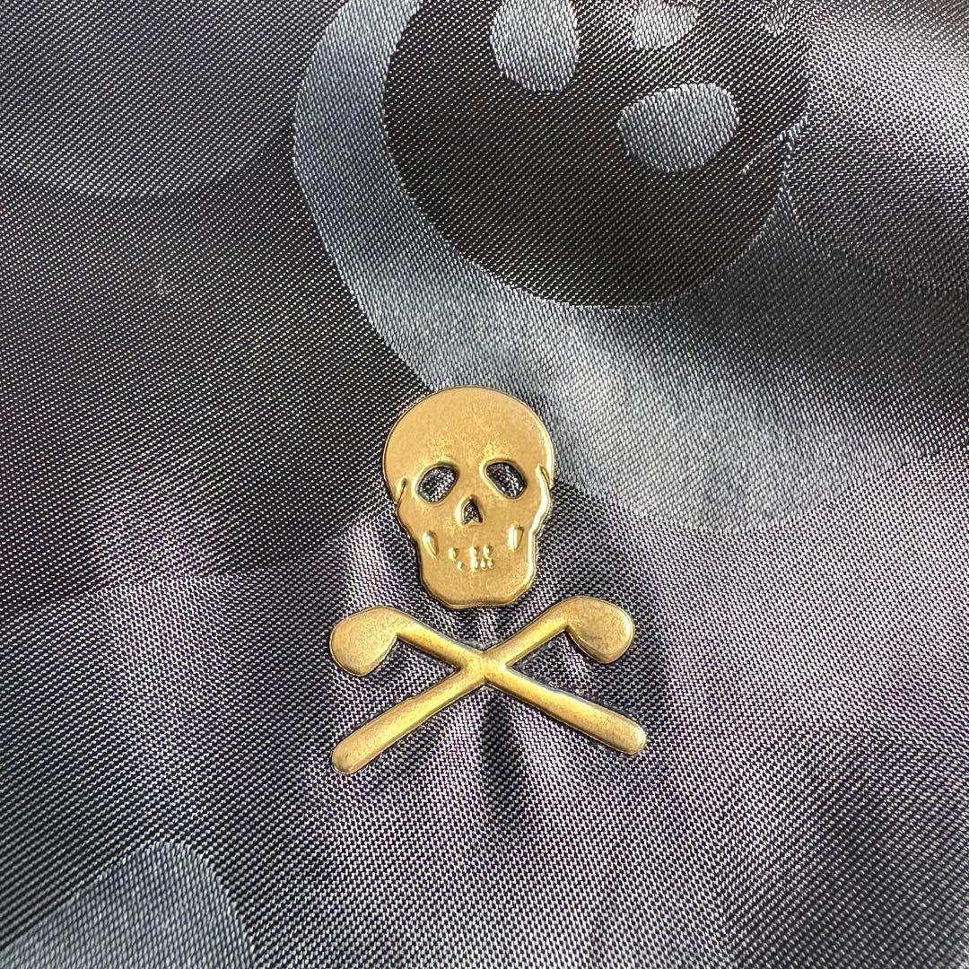 マークアンドロナ　Vネックプルオーバーウィンドブレーカー　裏メッシュ　ピステ