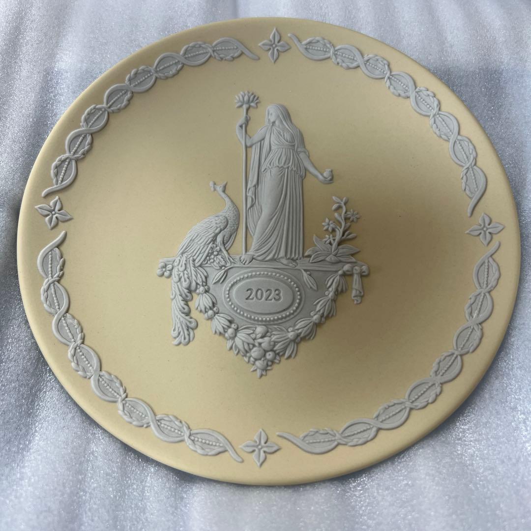 新品未使用　 ウェッジウッド　イヤープレート　2023 イエロー