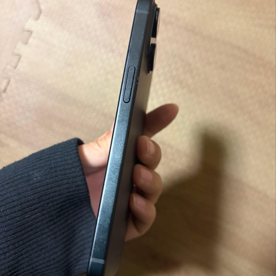 smartfactory【ジャンク品】AppleiPhone15 ブラック