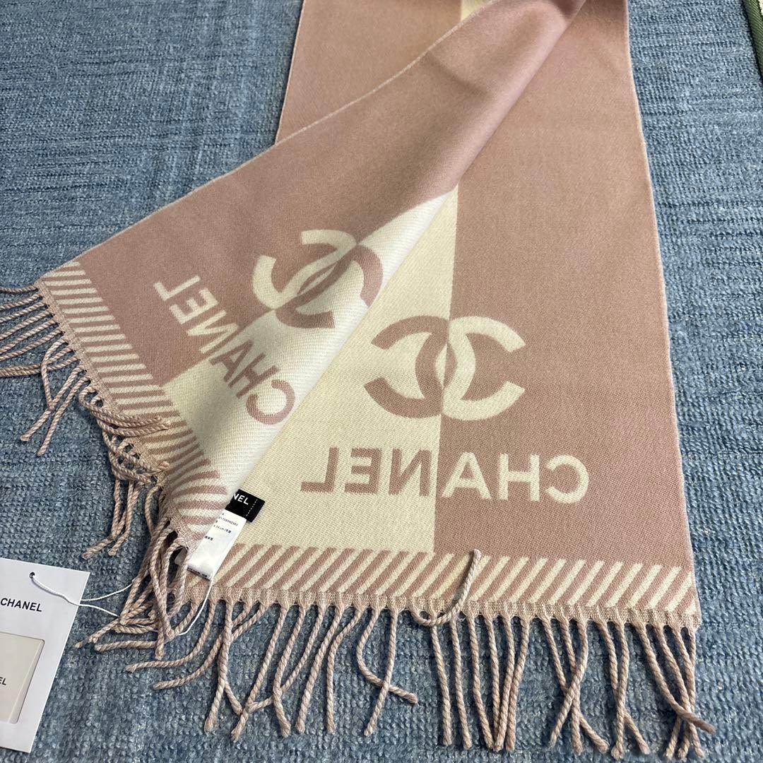 【新品】CHANEL シャネル　ノベルティ　マフラー　ベビーピンク&オフホワイト