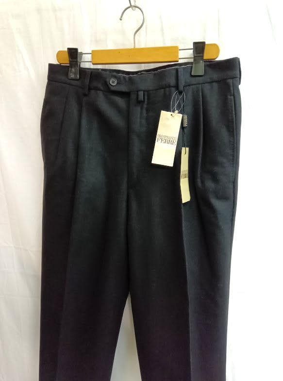 新品 ★ジャンフランコ フェレ ◎黒 ウール　パンツ　48サイズ