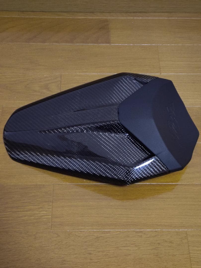 訳あり ZX-25R ドライカーボンシングルシートカバー