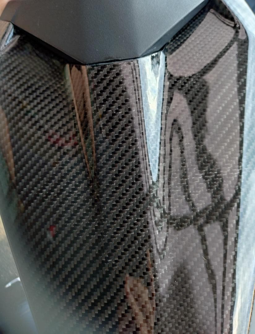 訳あり ZX-25R ドライカーボンシングルシートカバー