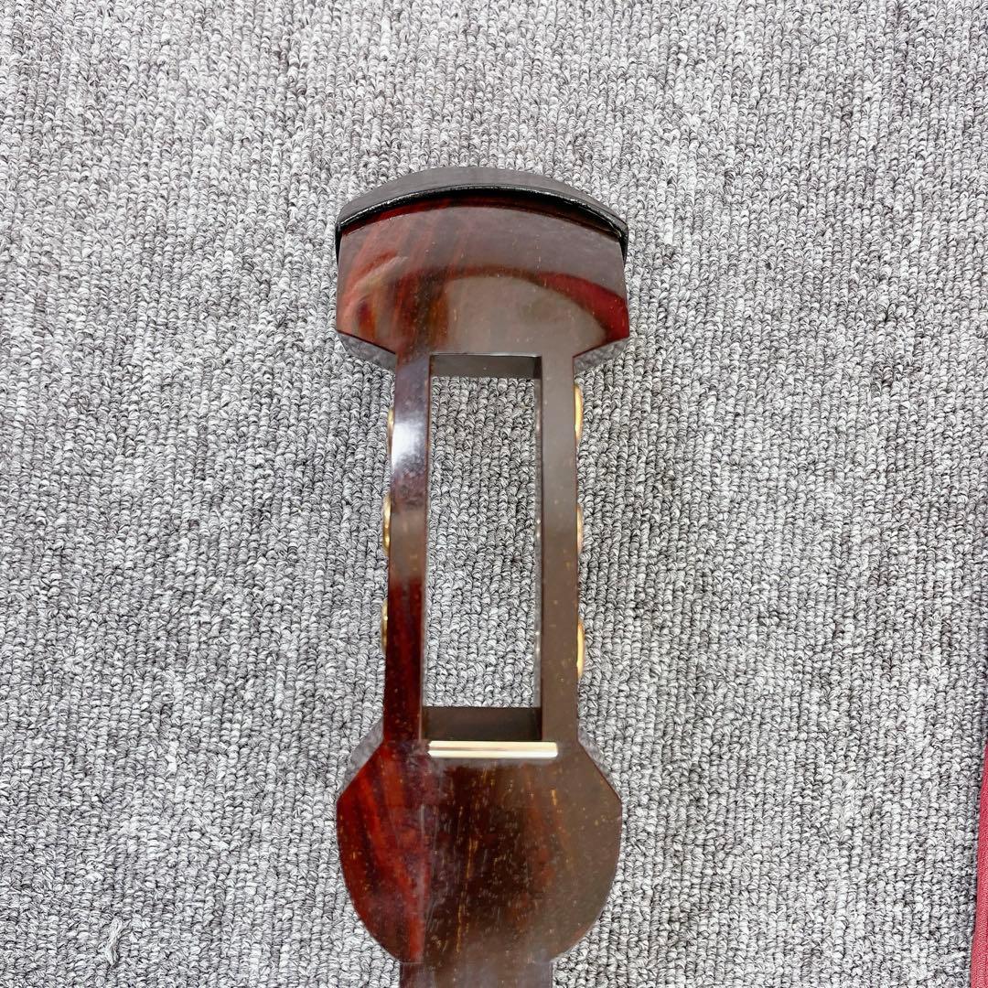 三味線 佳四郎 在銘 トチ入り紅木 金細 綾杉彫り胴 細棹 1本溝 桐箱 和楽器