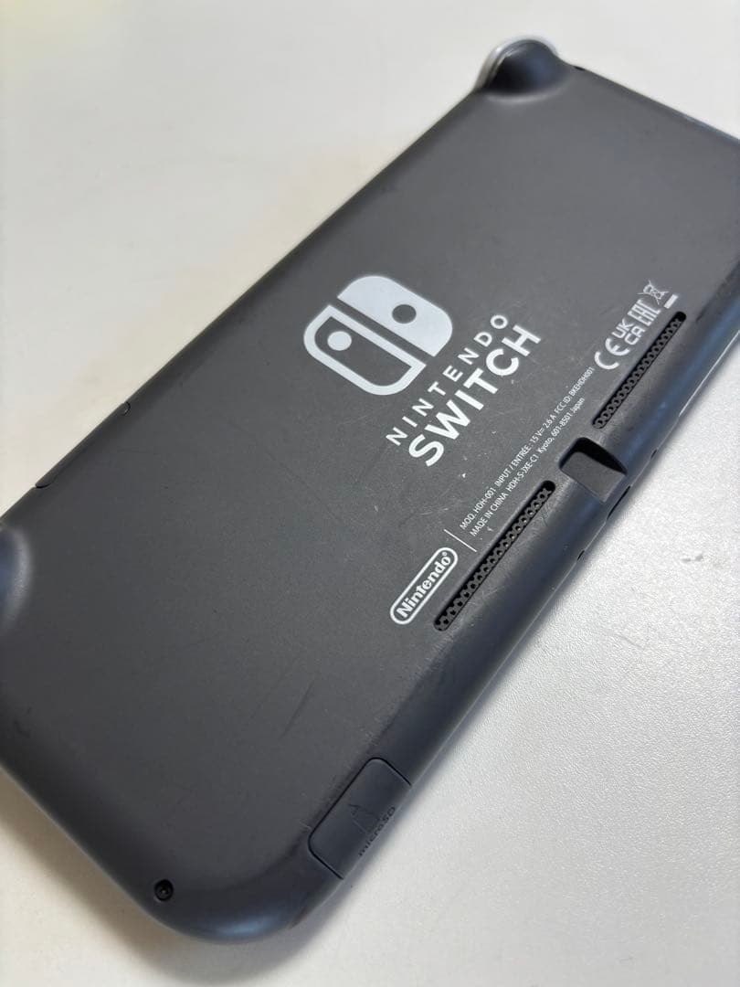 【美品】Switch Lite グレー＋ケース付（使用頻度わずか）