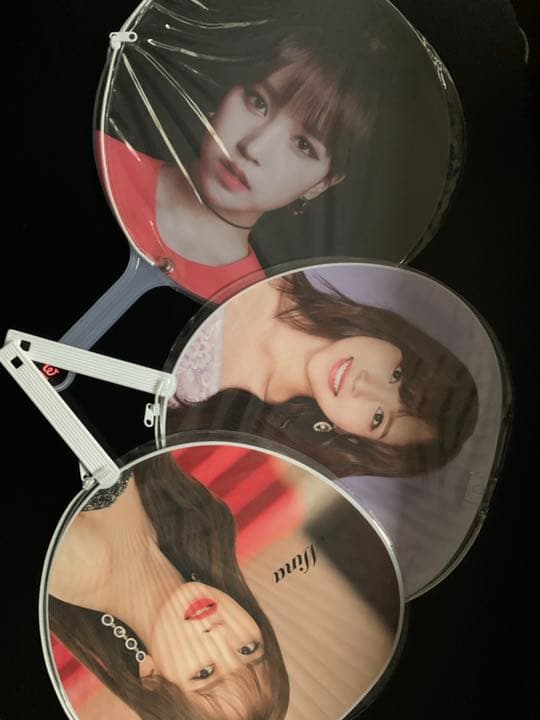 TWICE 公式グッズまとめ『LIVE.ハイタッチ』