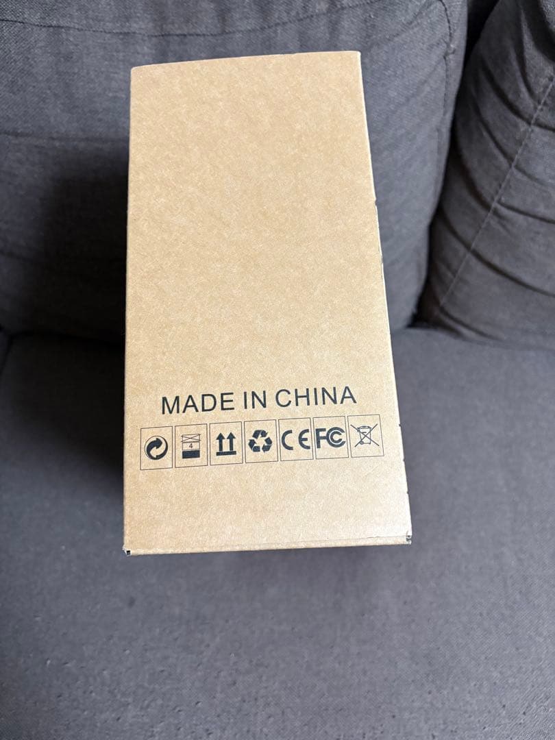 SAKUKA ヘッドレストモニター Android TV 搭載 ほぼ新品