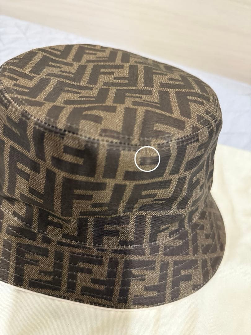FENDI バケットハット FFロゴ