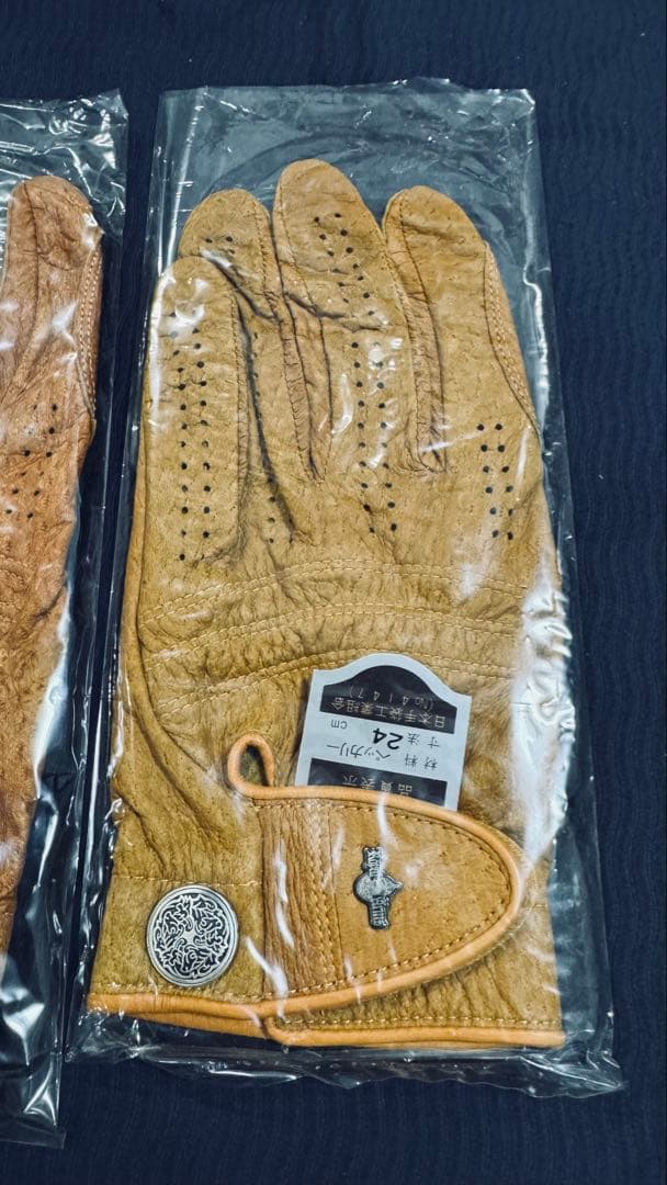 革手袋の最高峰　ペッカリー皮革のゴルフグローブ　24cm 2枚　レア品