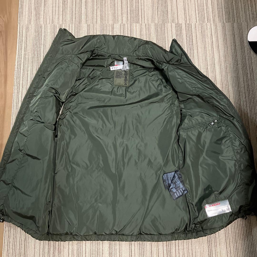 【‼️美品】プラダ トライアングルロゴ ダウンベスト メンズ46