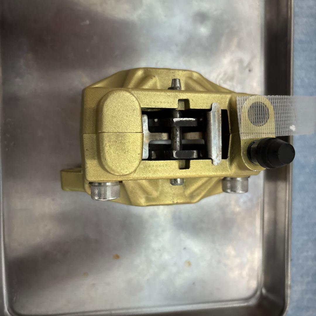 旧カニ　ブレンボカニ　カニブレンボ　2POT キャリパー