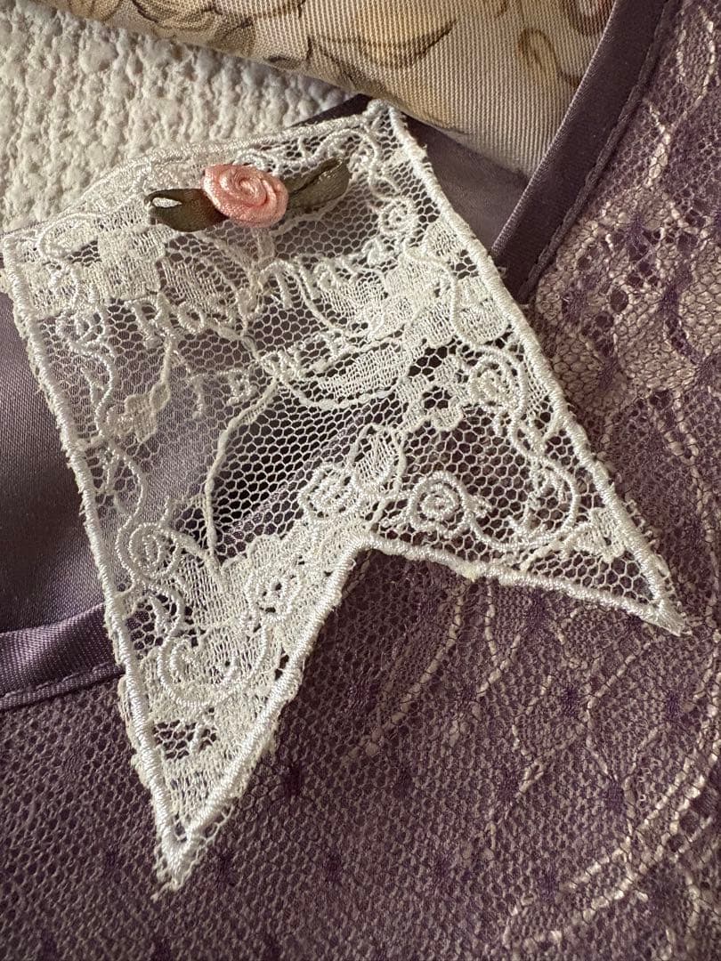 ☆美品ローズティアラ46サイズ　ジュエルラインパープルレースワンピース