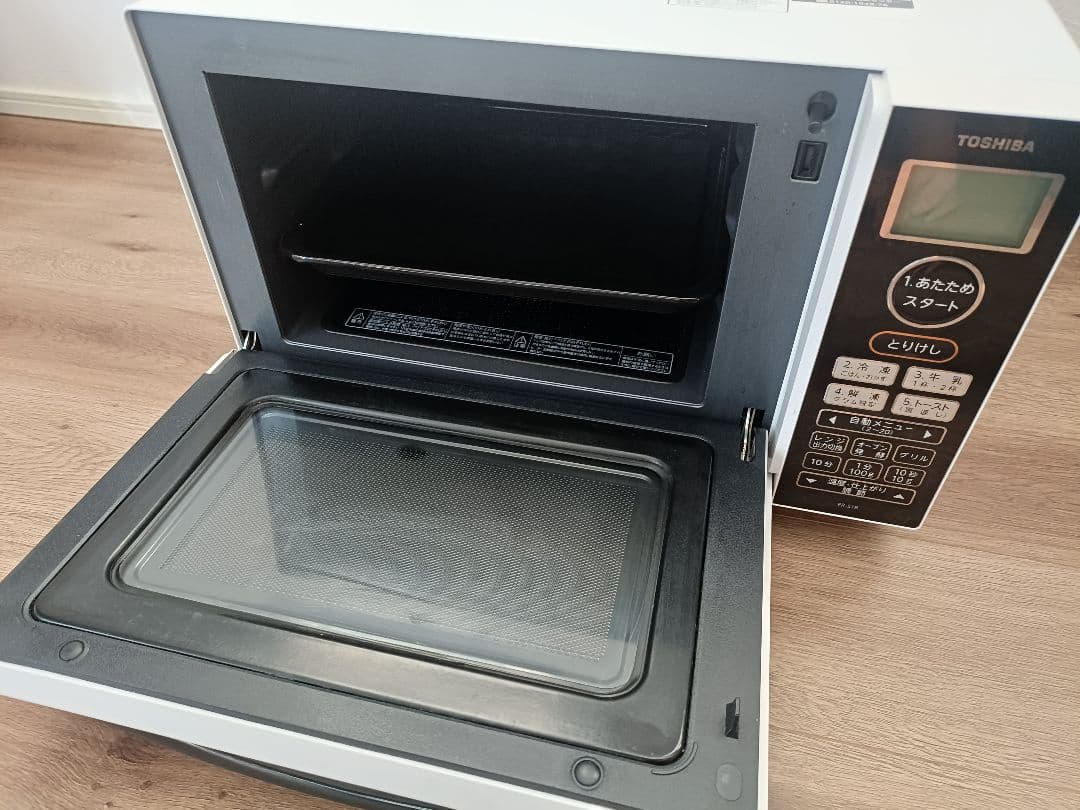 totoさま専用　　東芝 オーブンレンジ ER-S18　取扱説明書付 ホワイト