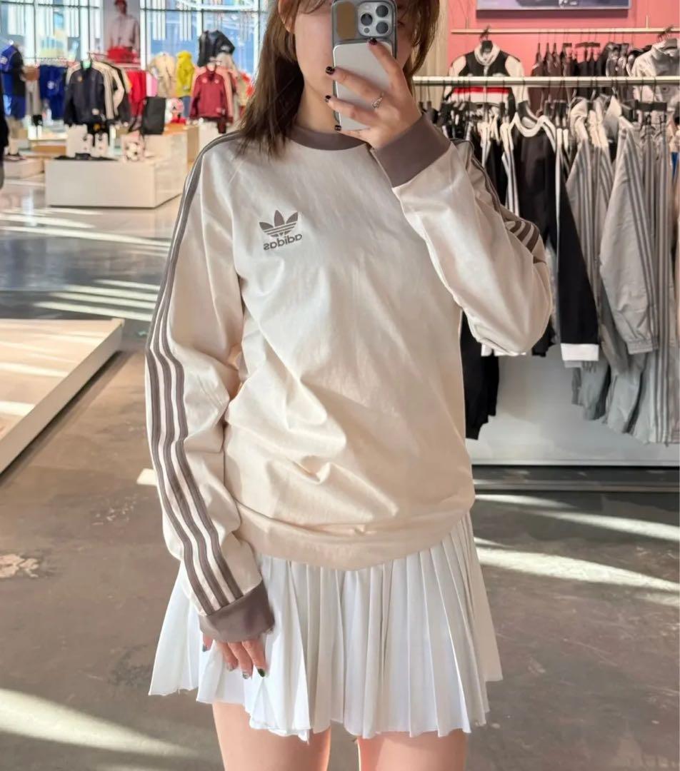 adidas originals スリーストライプス　ロングTシャツ