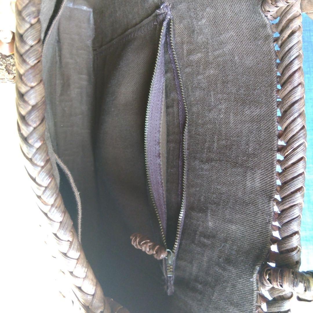 T*I様 美品　　工芸品　山葡萄　網代編み　 かごバッグ 　どんぐりチャーム付