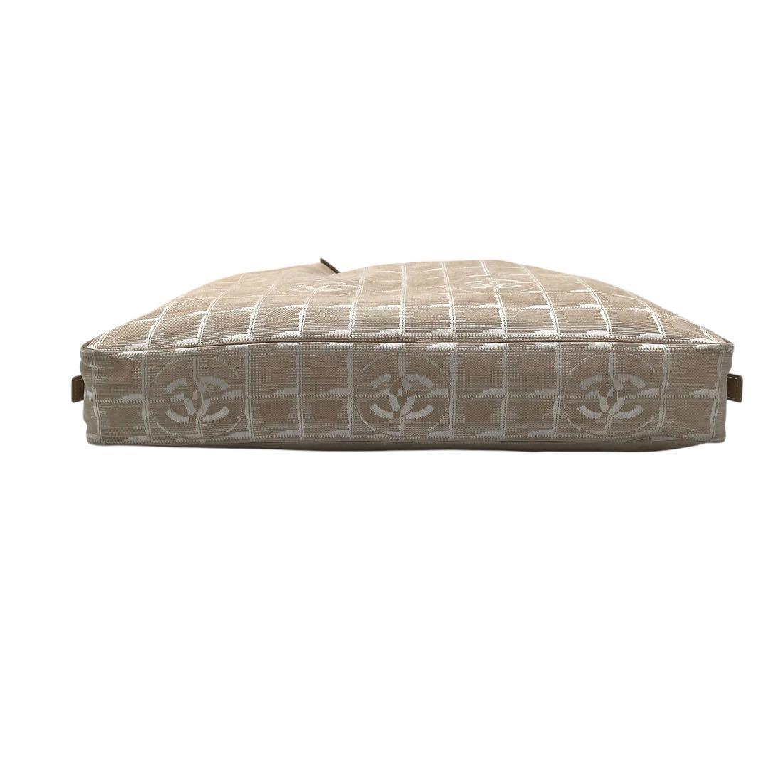 シャネル　ニュートラベルラインブリーフケース べージュ