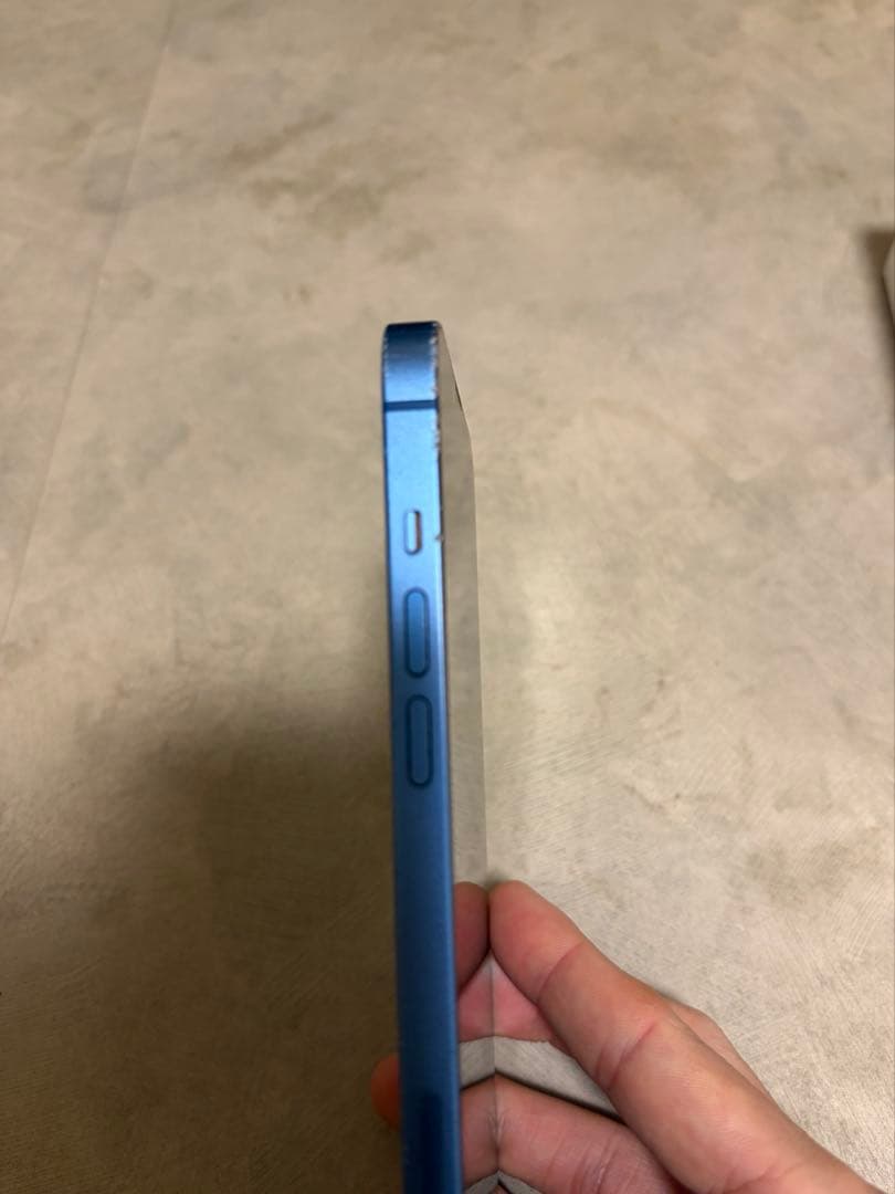 スマートフォン本体 iPhone13 256gb