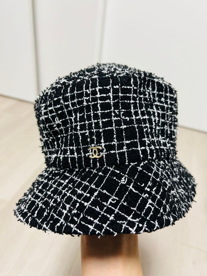 シャネルツイードバケットハット