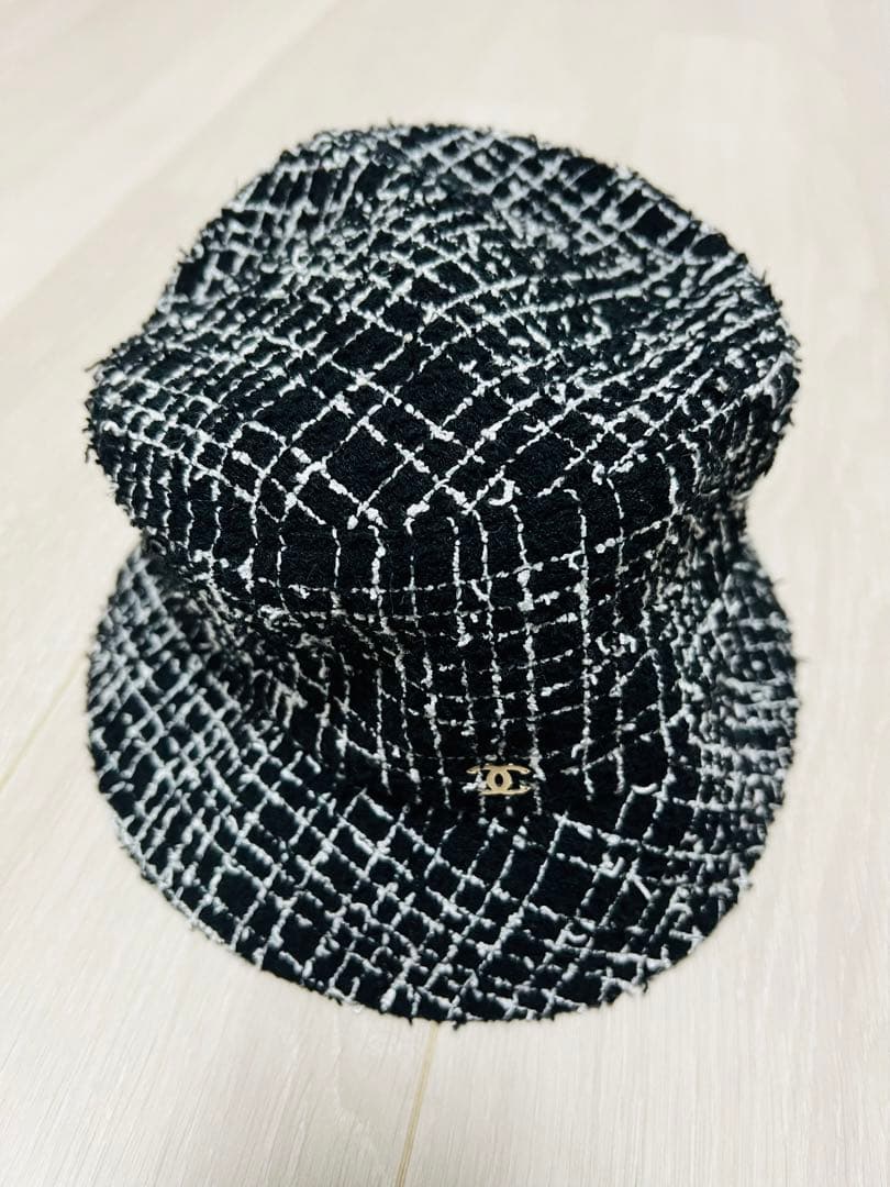 シャネルツイードバケットハット