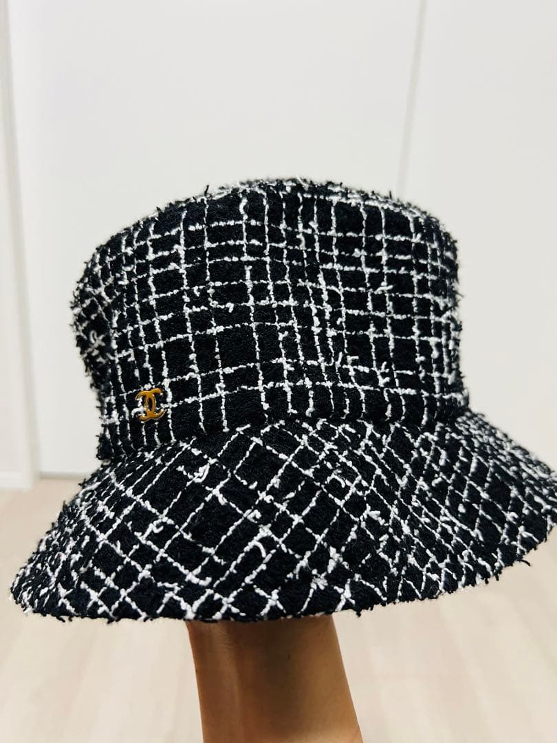 シャネルツイードバケットハット