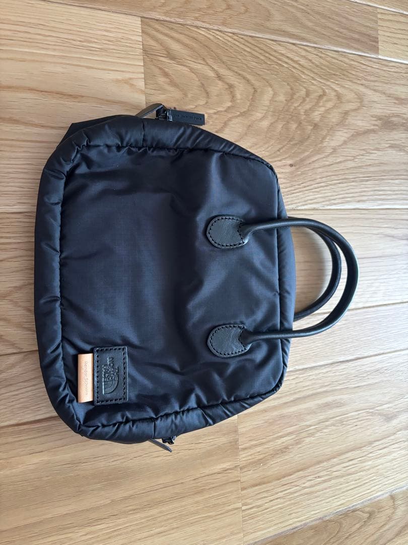 ノースフェイス　エンダースキーマ　グラムトラベルキット　ポーチ