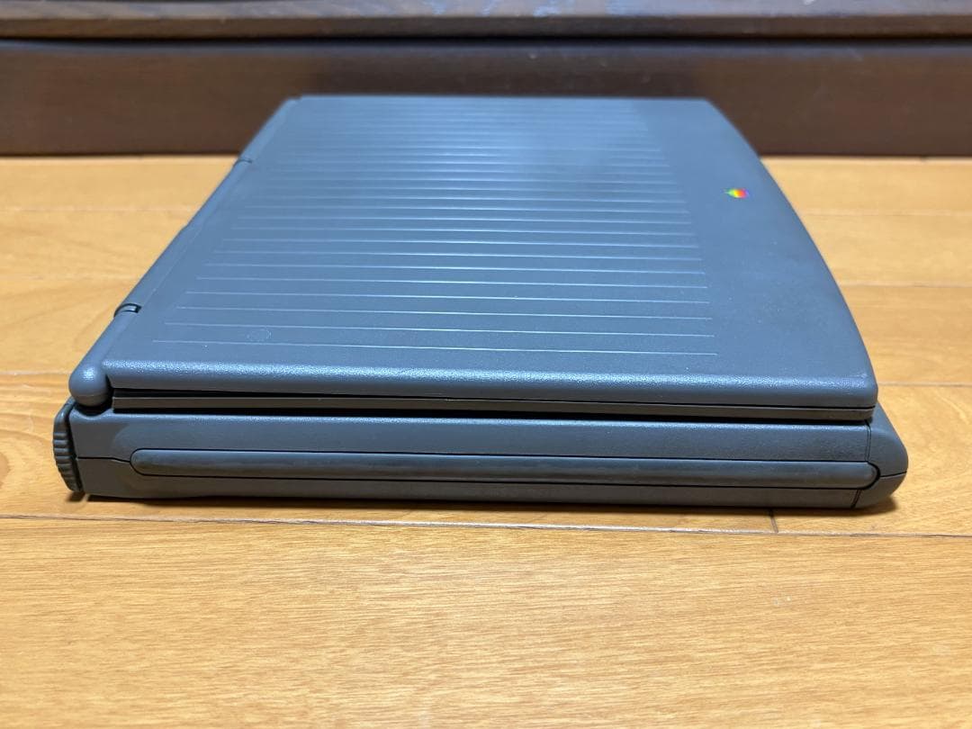 Macデスクトップ Macintosh Duo Dock & Powerbook Duo230