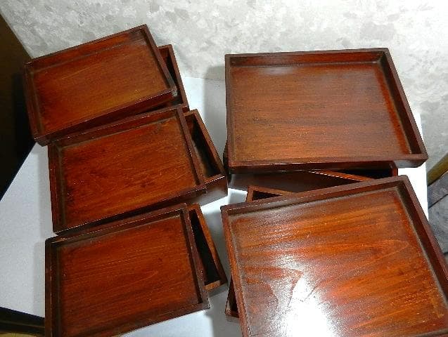 伊勢春慶五段入り子「切溜（きりだめ）」（時代物生活漆器　「いせ山田」の銘印）