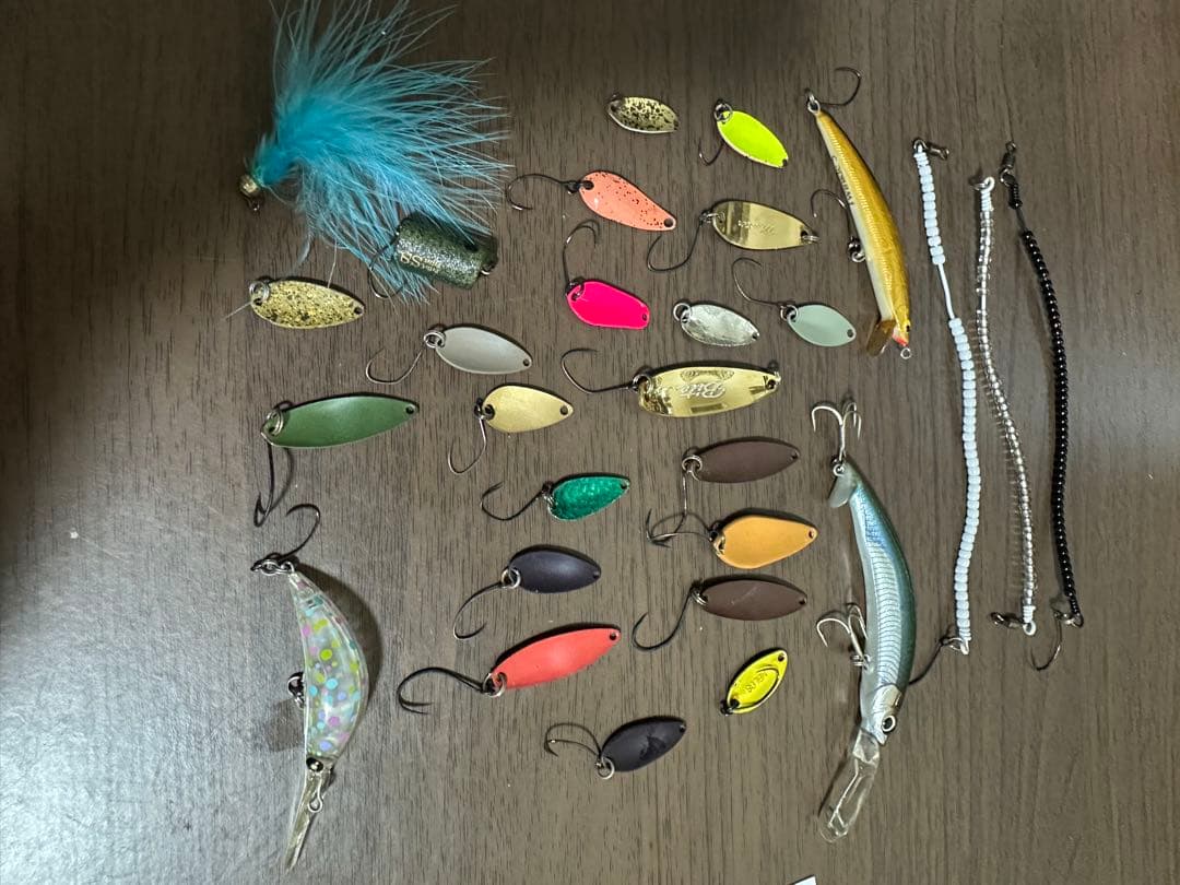 トラウトルアーまとめ売り