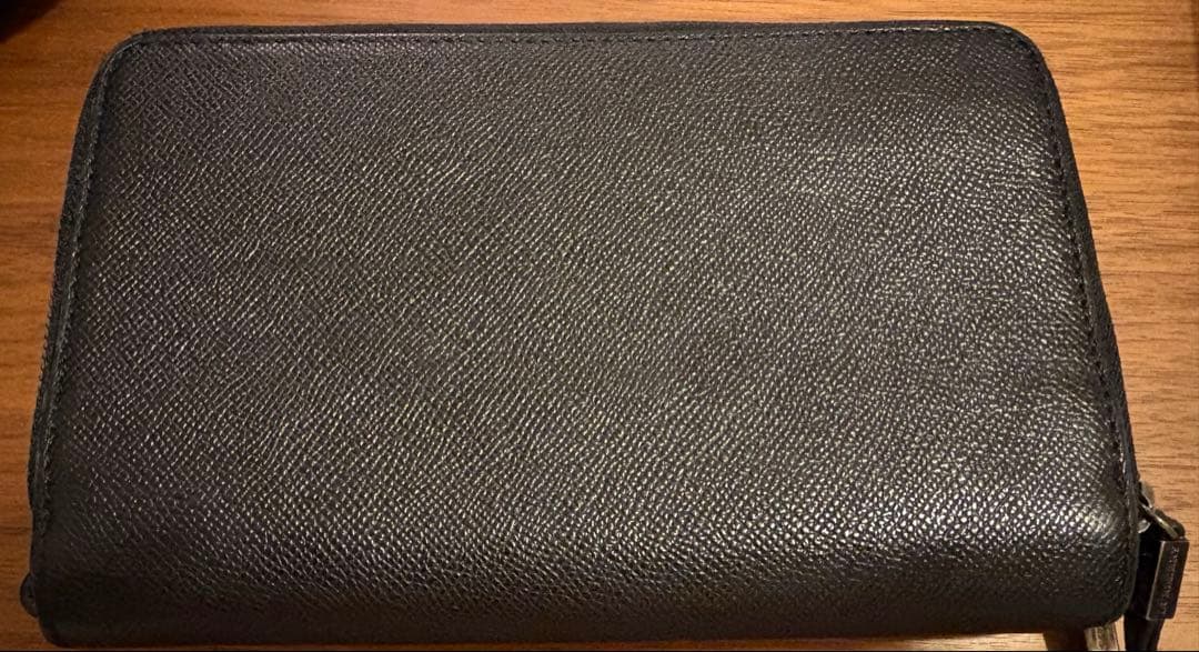 BURBERRY 黒 二つ折り財布