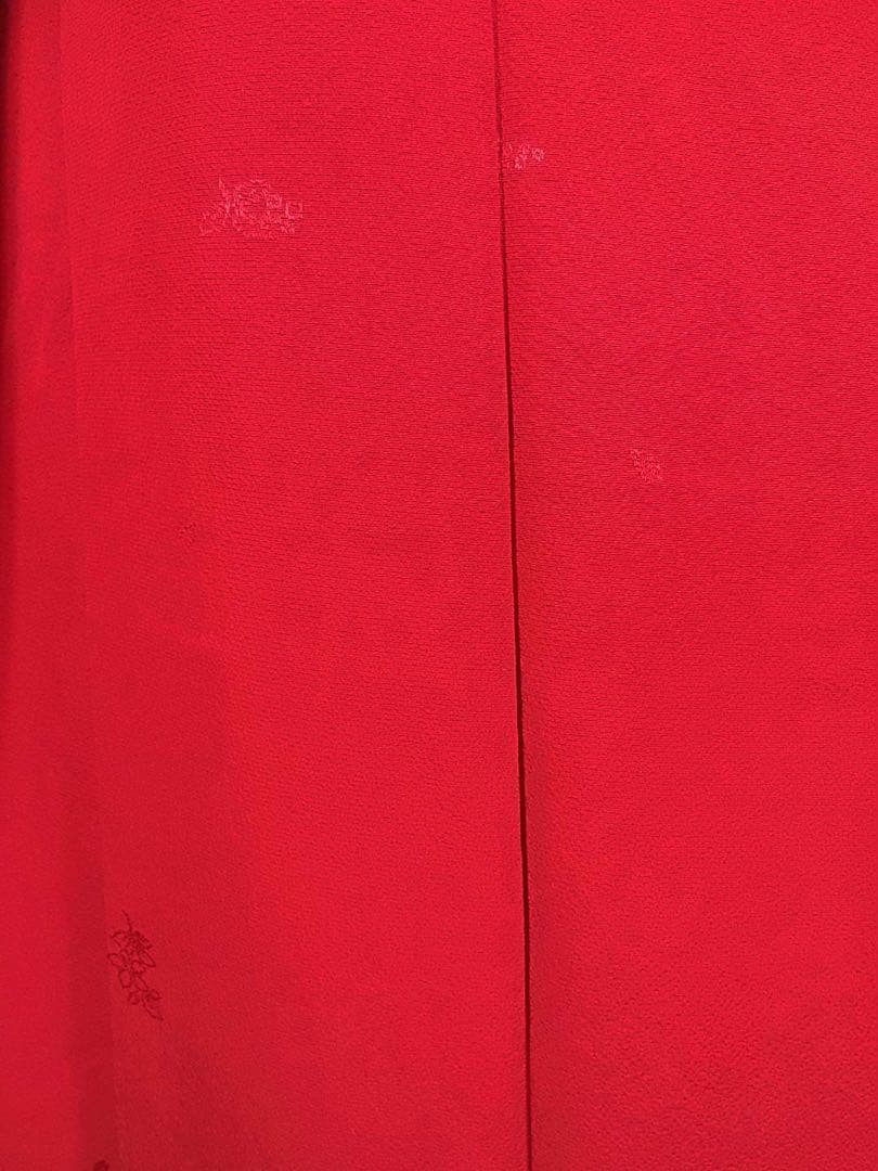 【山本寛斎デザイン】紅赤色＊色無地振袖＊上品地紋×華やぎモダン／個性派の一枚