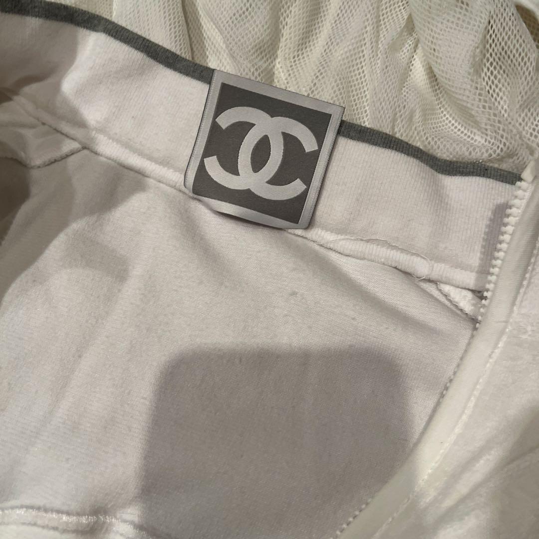 Chanel ホワイト フルジップパーカー42