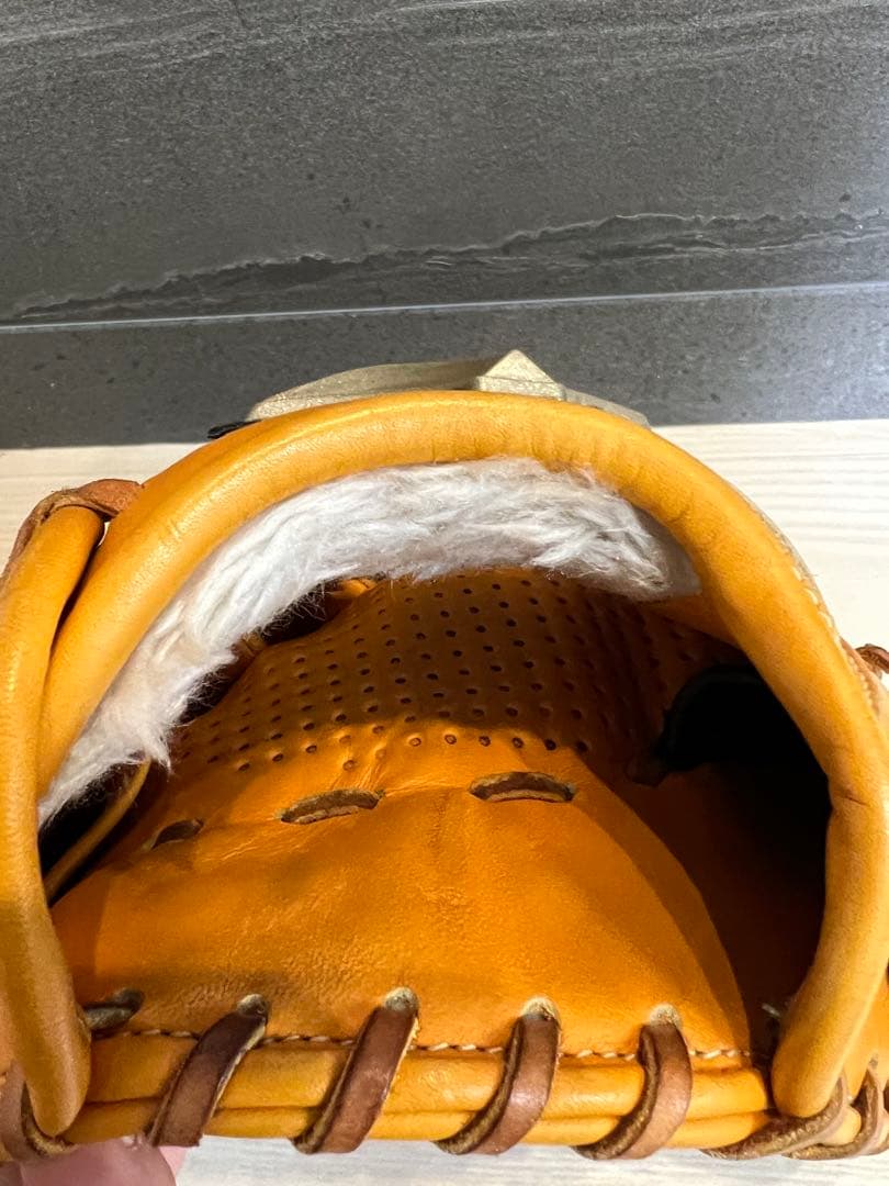 Mizuno Global Elite オレンジグローブ 右投げ用