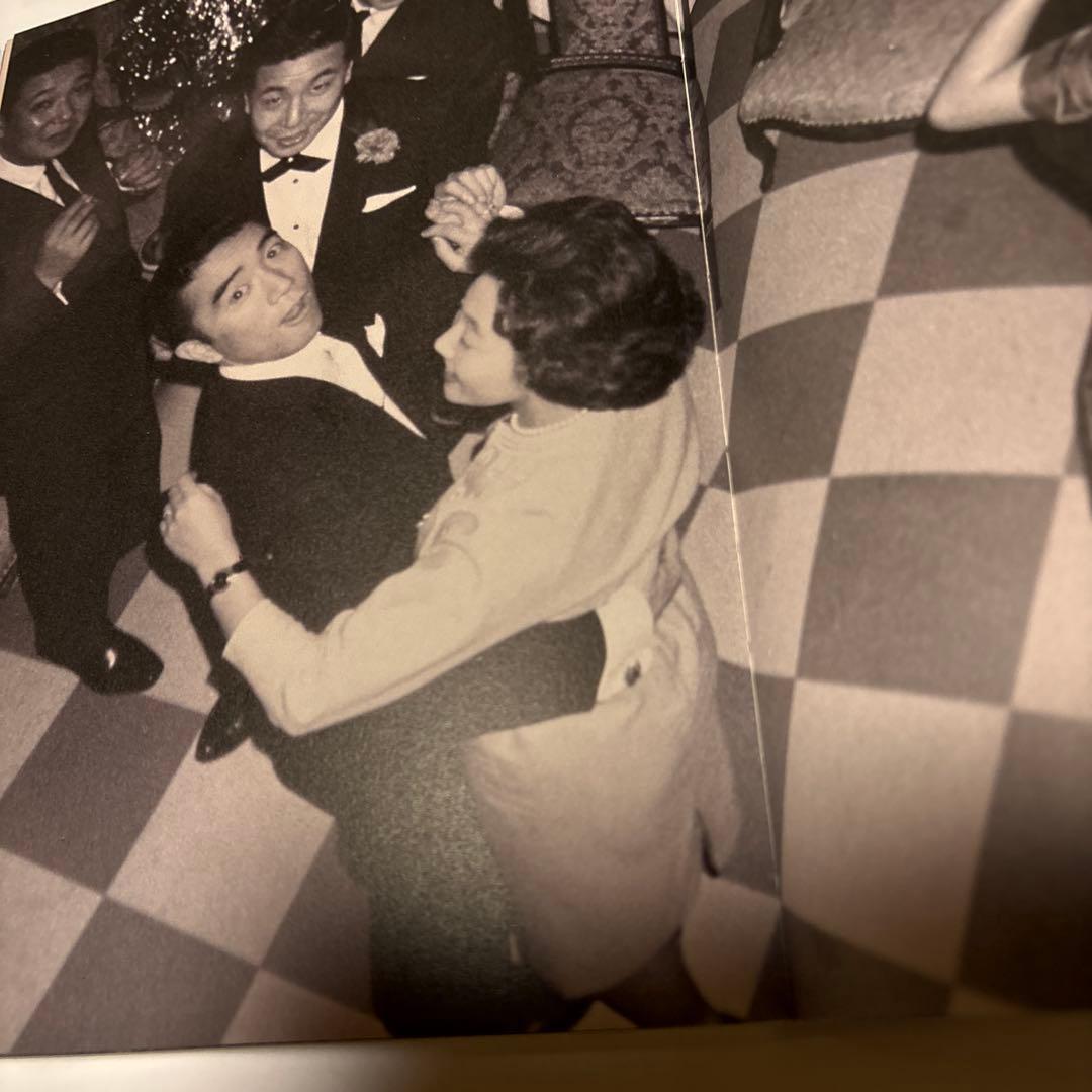 三島由紀夫の家 篠山紀信　美術評論家篠田達美渾身の論稿