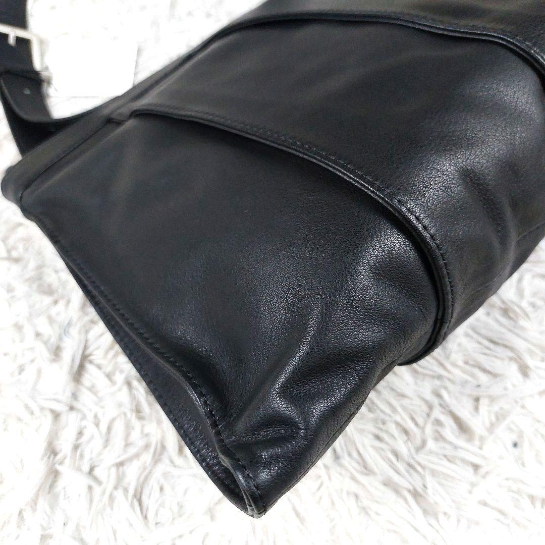 未使用級タグ付 kawa-kawa 2WAY 大容量 レザーショルダーバッグ 黒