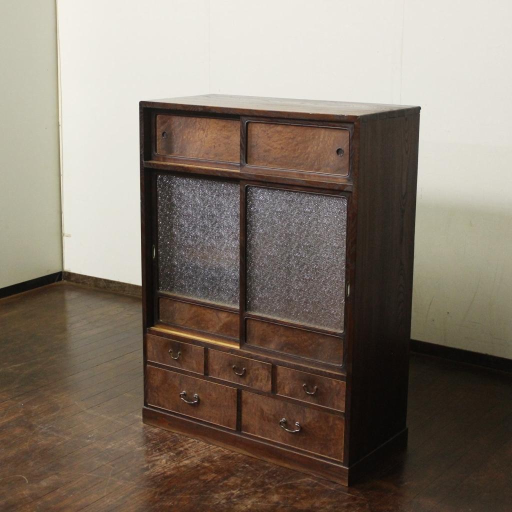 欅 使いこまれた風合いが良い茶箪笥 古家具/食器棚/チェスト/和家具/和モダン