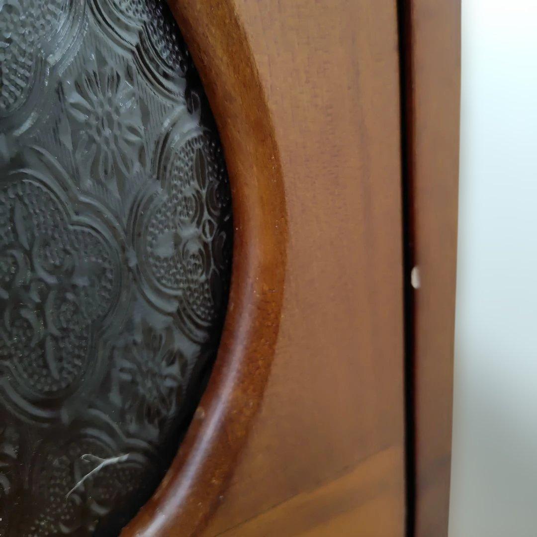 木製チェスト ガラスパネル付き