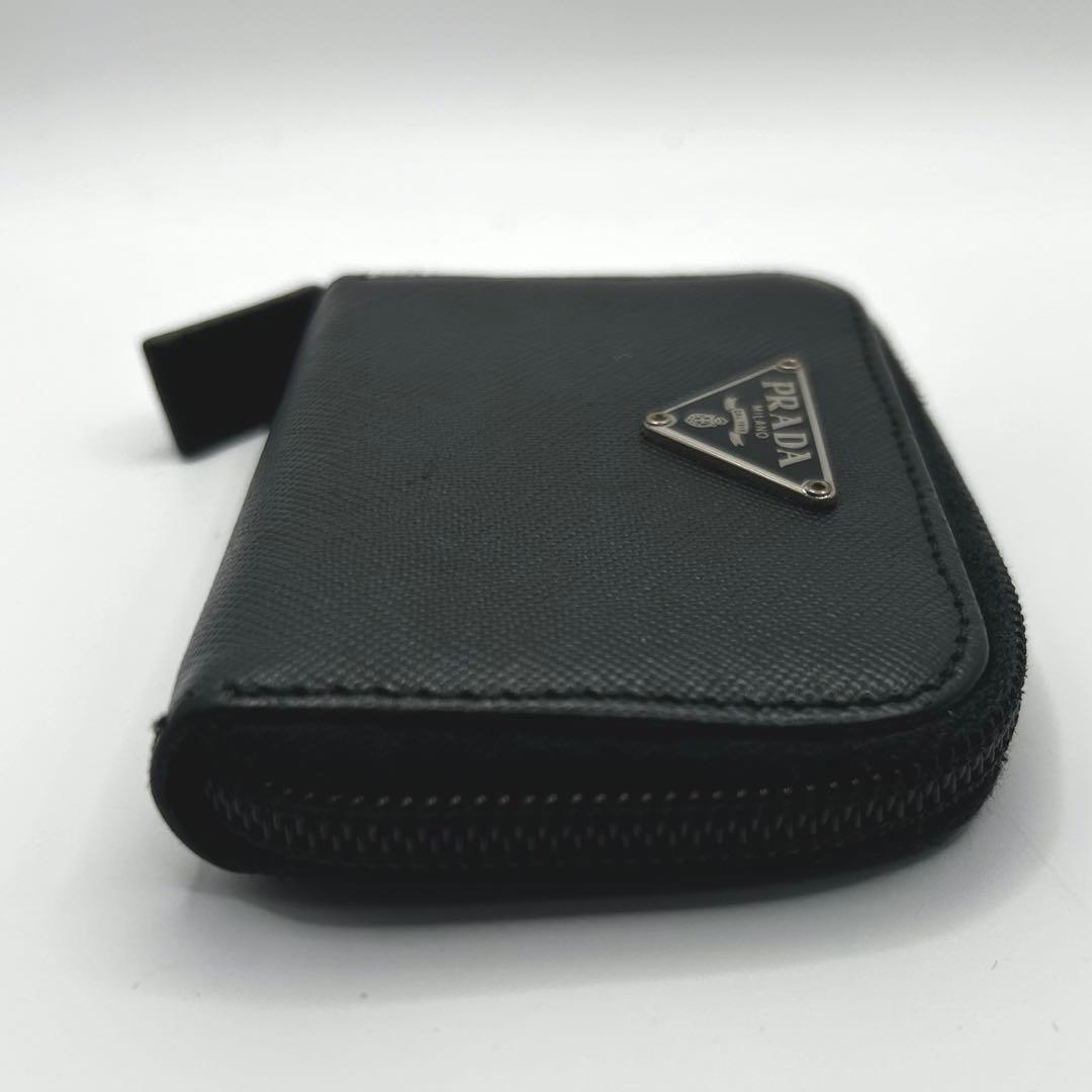 PRADA プラダ　キーケース　ラウンドジップ　サフィアーノレザー　ブラック
