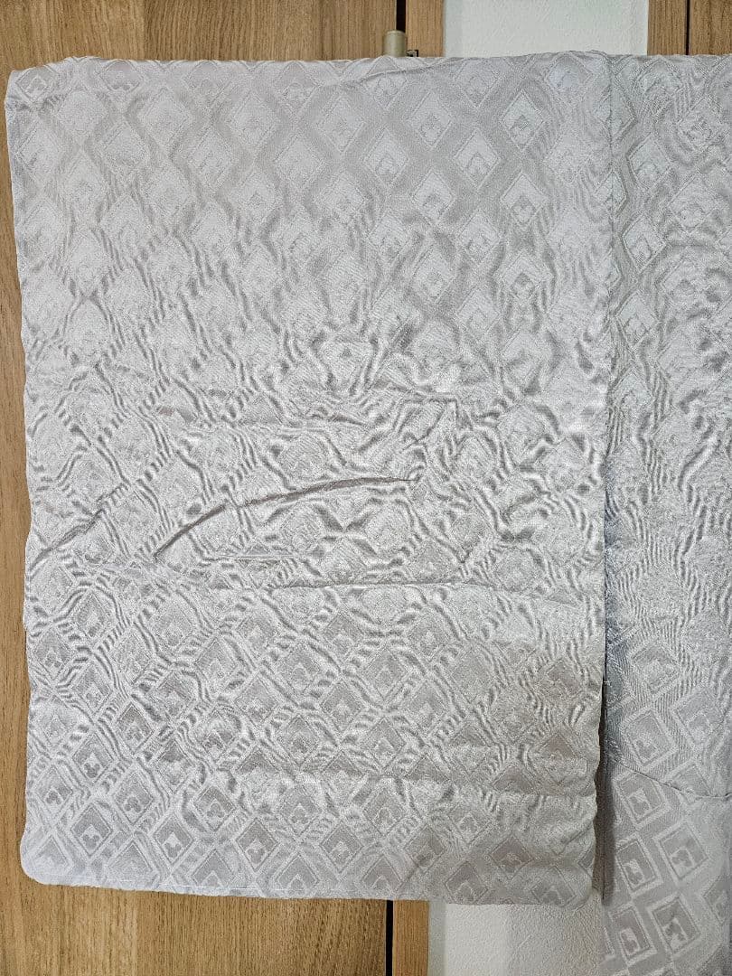 グレー模様入り着物 ディズニー ミッキー柄