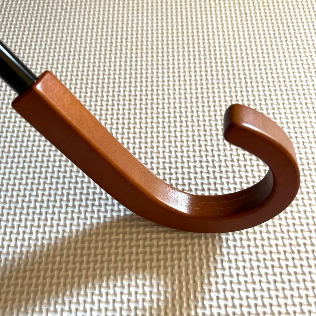 人気完売　サンバリア100 2段折フリル白黒ストライプ　日傘