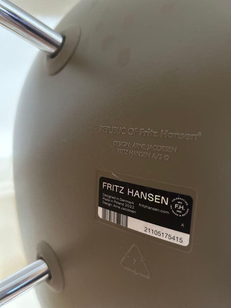 フリッツハンセン　ドロップチェア　ブラック　オリーブ　二脚まとめ売り