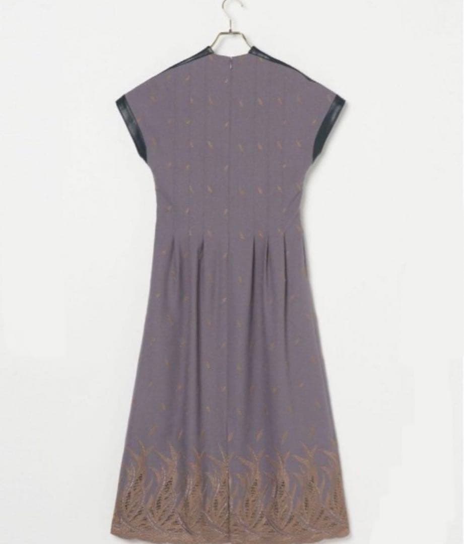 MURRAL 刺繍 ワンピース