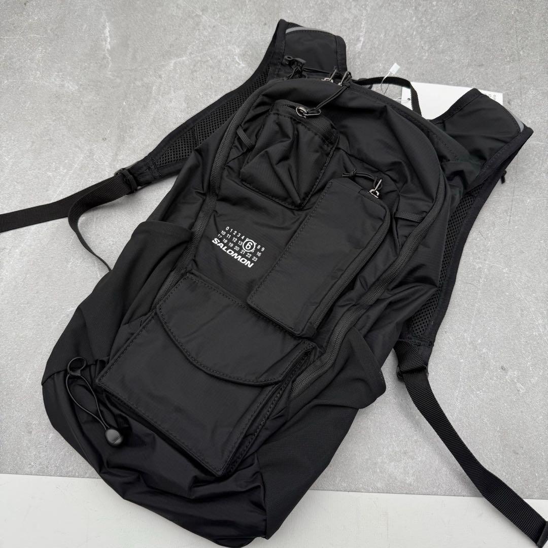 美品♥SALOMON ブラック リュック・バックパック