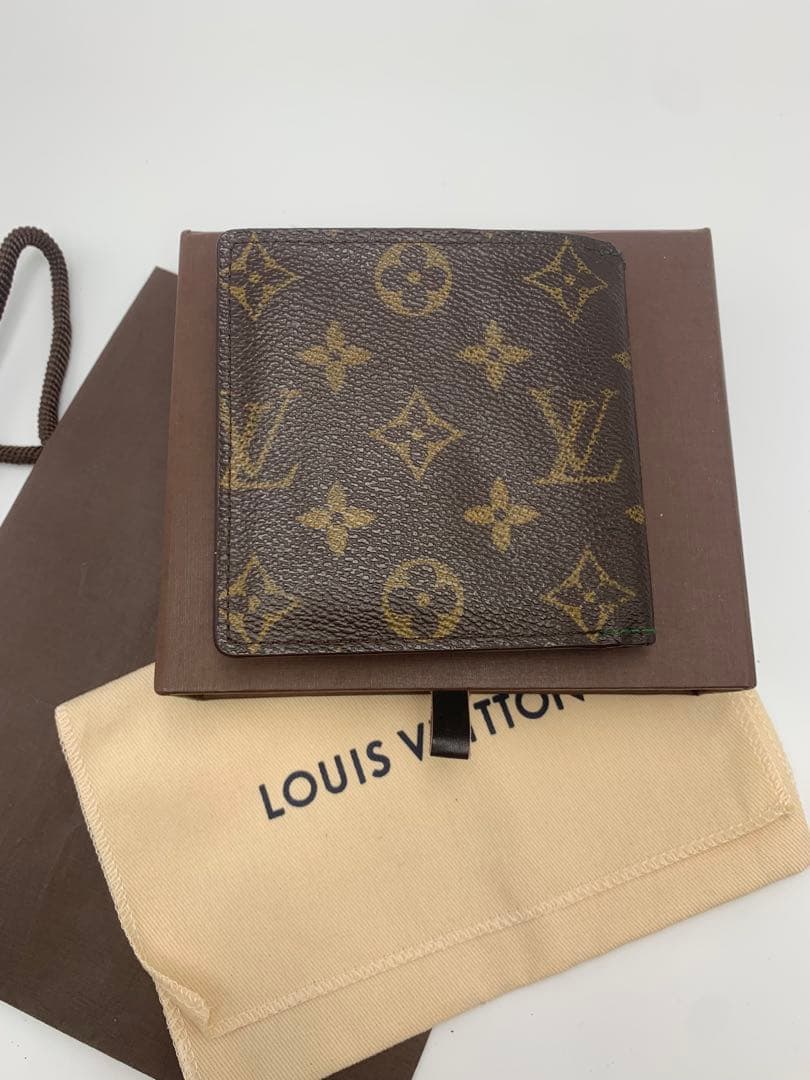 ルイヴィトン 二つ折り財布 モノグラム ポルトフォイユマルコ CA0998