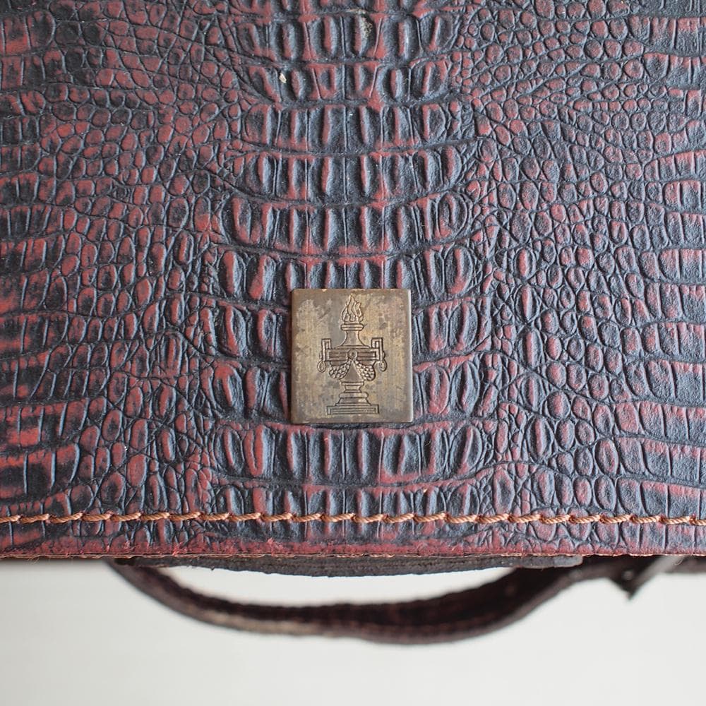 クロコダイル型押し 収納付きテーブル トランク 大型 検索/HALO KARE